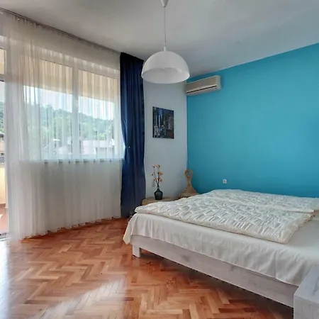شقة Terrace - Three Bedrooms Center