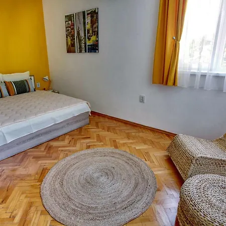 شقة Terrace - Three Bedrooms Center *