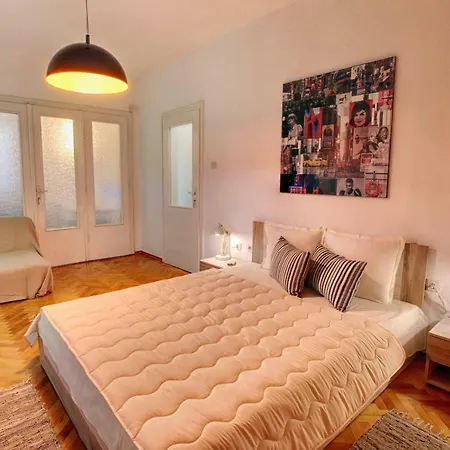 شقة Terrace - Three Bedrooms Center